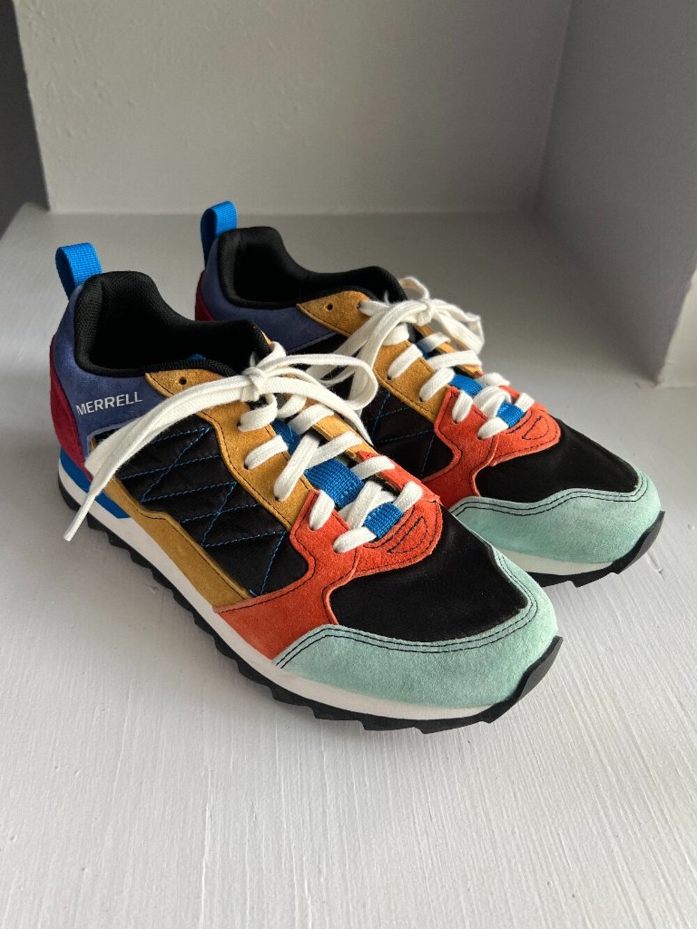 Merrell Womens Alpine Sneakers Shoes Multicolor Retro Suede Size 7.5